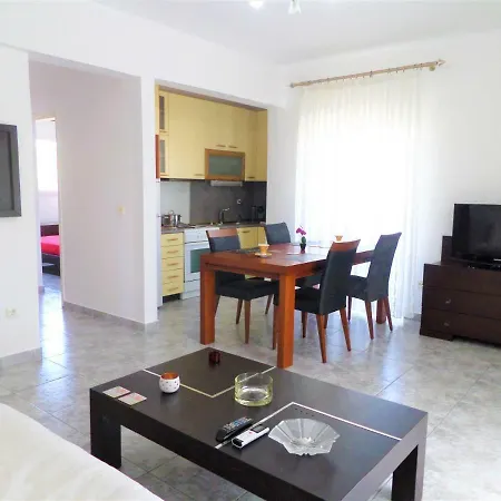 Apartment Charisma Peraia (Thessaloniki)